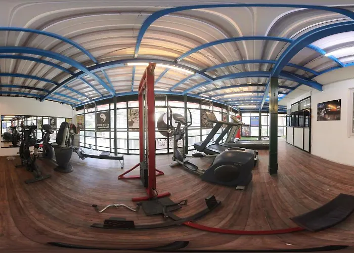 Campsite Mystic Vibes Fitness -modern Yogi Commune