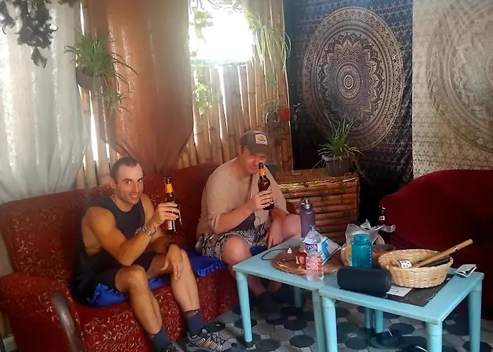 Campsite Mystic Vibes Fitness -modern Yogi Commune *