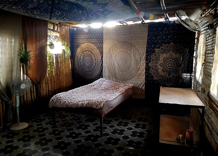 Mystic Vibes Fitness -modern Yogi Commune *