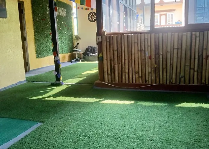 Campsite Mystic Vibes Fitness -modern Yogi Commune *