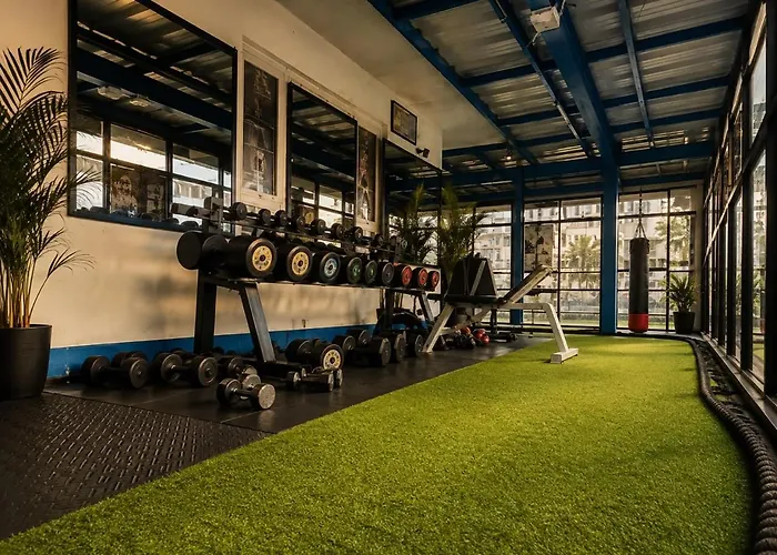 Mystic Vibes Fitness -modern Yogi Commune * Katmandu
