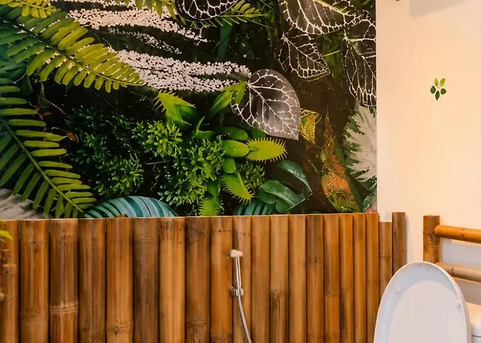 Mystic Vibes Fitness -modern Yogi Commune Kemping *